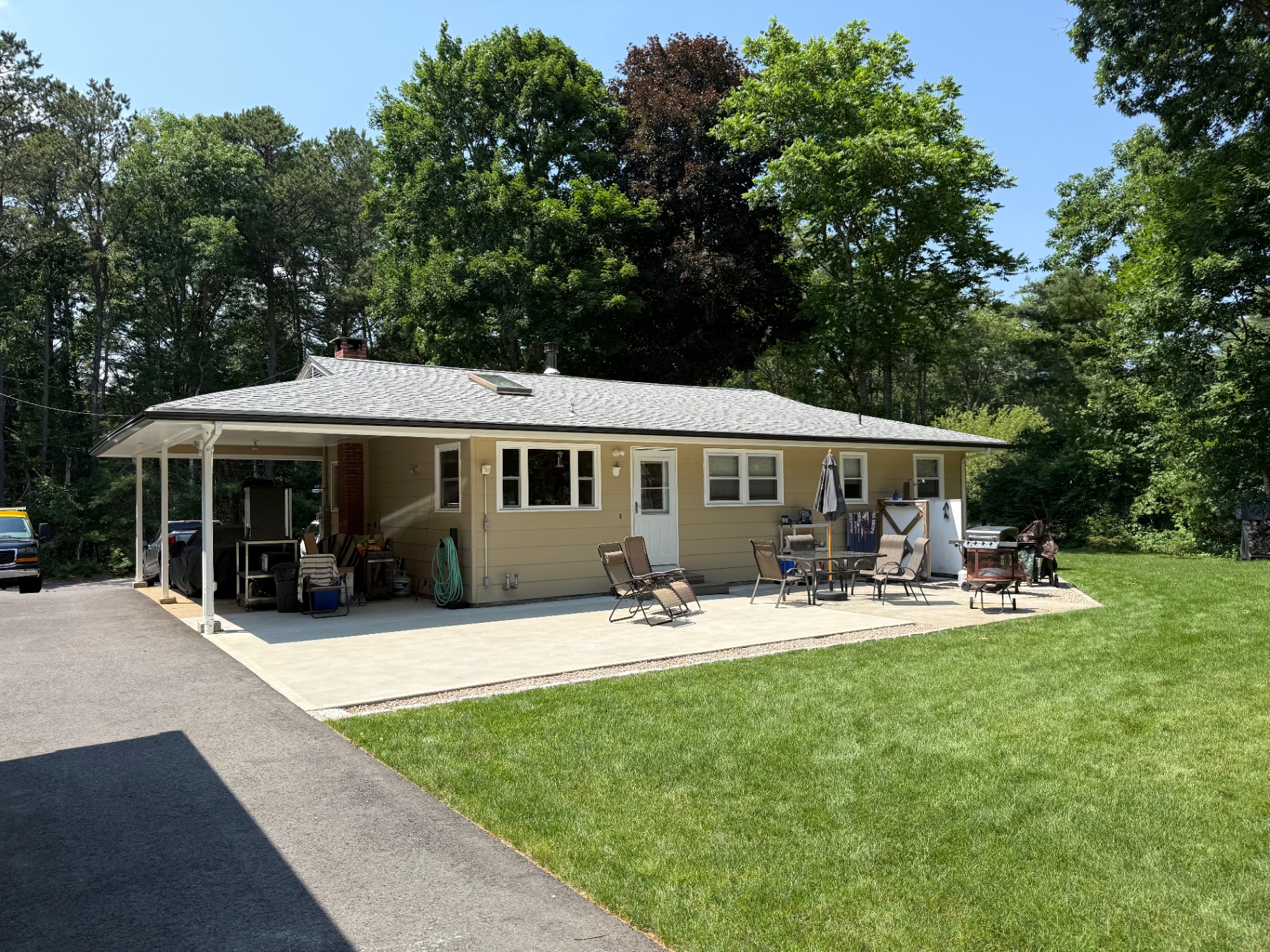 AJ Budget Home Improvement completed roofing project in Rhode Island